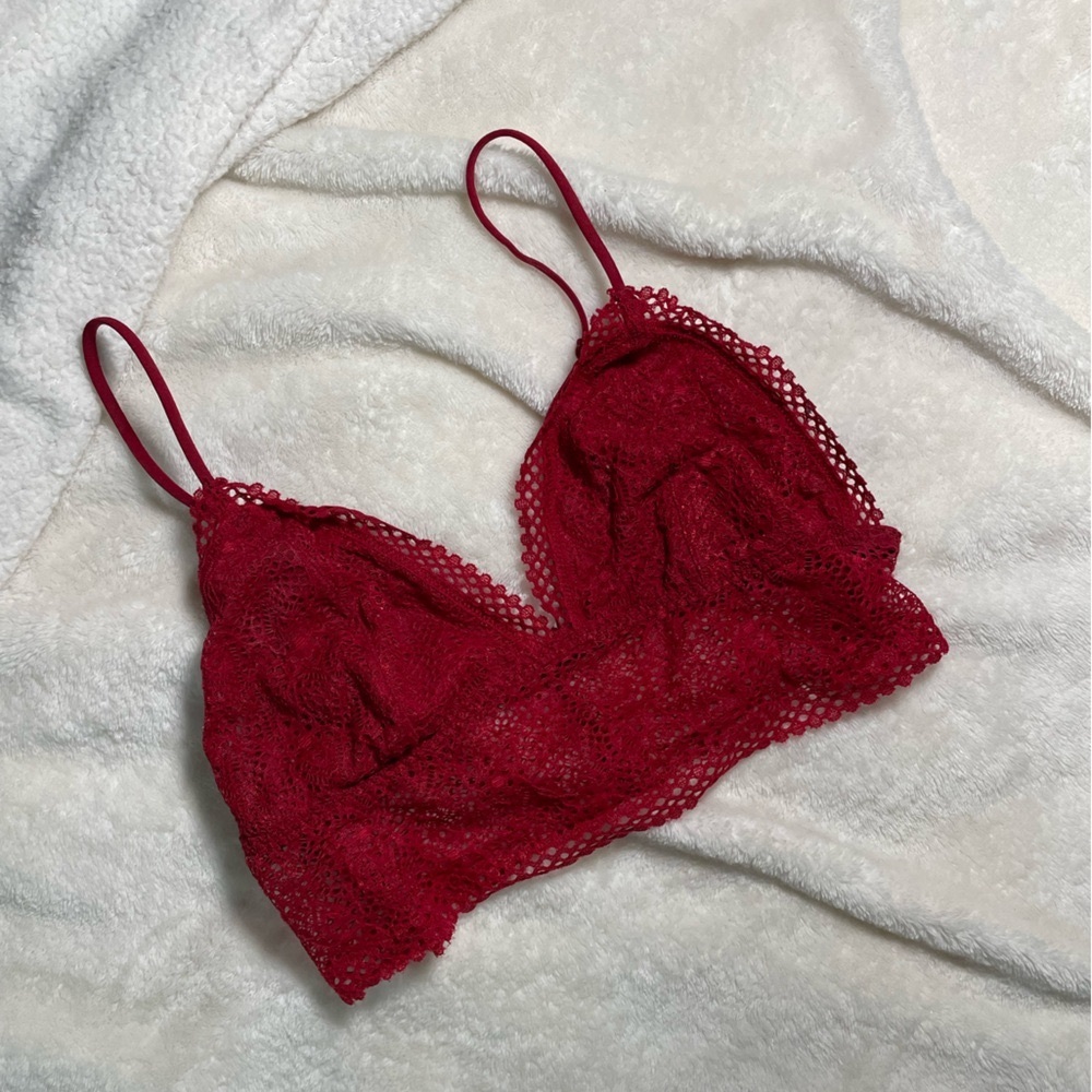 VS Lacey Red Bralette